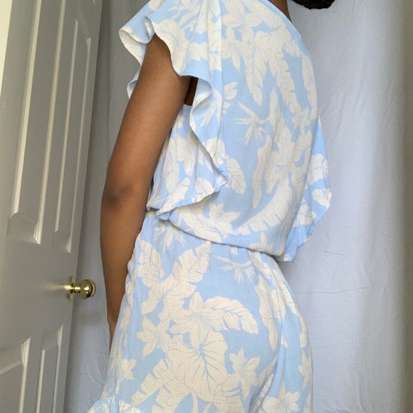 Floral Romper - Picture 3 of 3